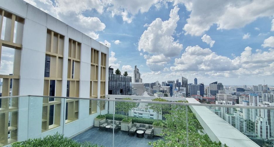 For sale 2 Beds condo in Khlong Toei, Bangkok