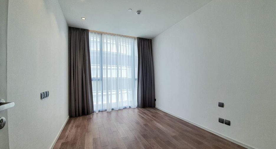 For sale 2 Beds condo in Khlong Toei, Bangkok