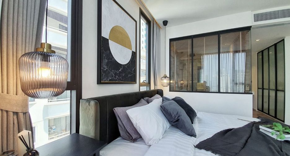 For sale 2 Beds condo in Khlong Toei, Bangkok