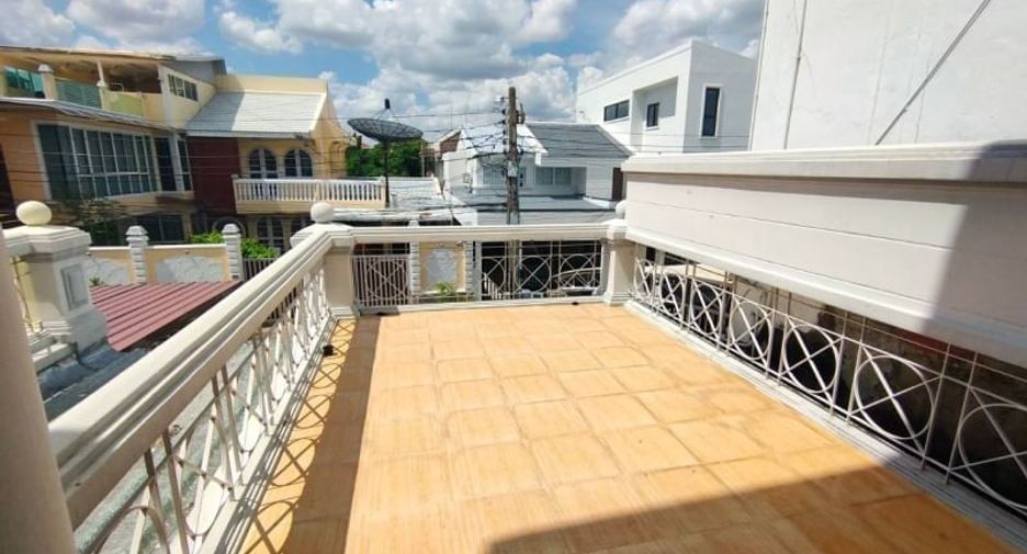 À louer et à vendre 4 chambres appartement à Thung Khru, Bangkok