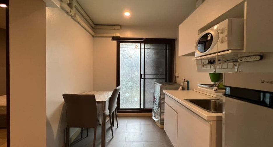 For rent 1 Beds condo in Bang Na, Bangkok