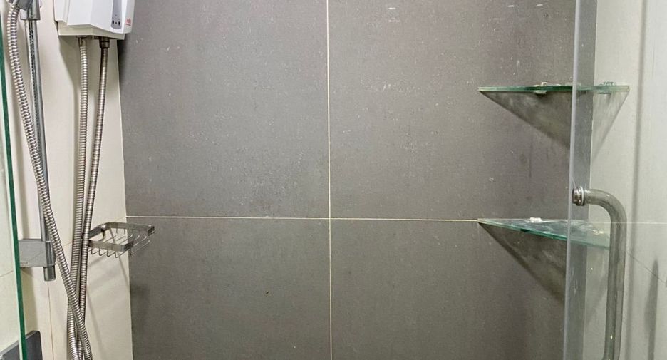 For sale 2 bedrooms condo in Phra Khanong, Bangkok
