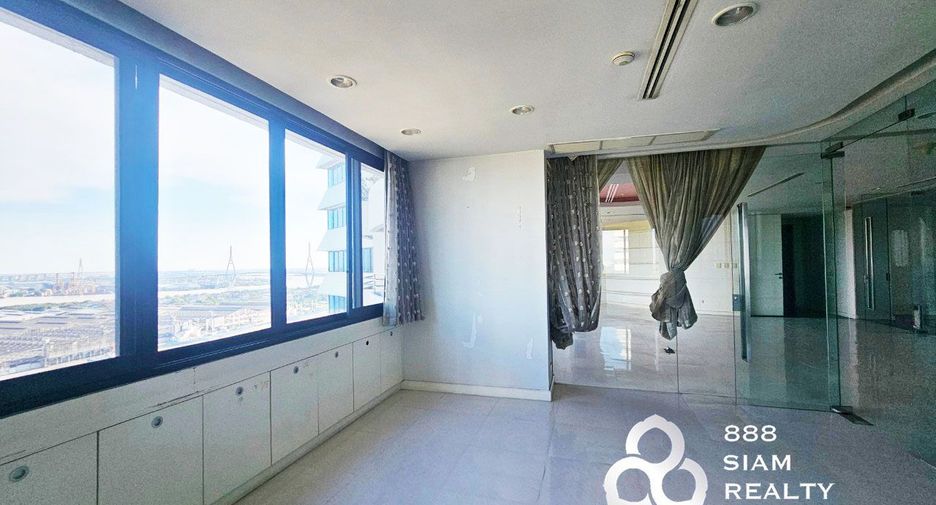 For sale 3 bedrooms condo in Yan Nawa, Bangkok