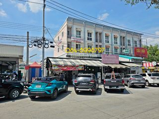 For sale retail Space in Pak Kret, Nonthaburi