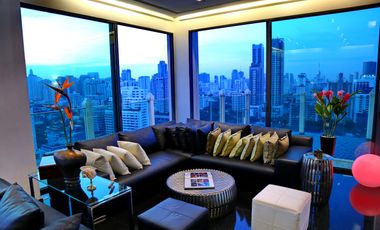 For sale 3 bed condo in Watthana, Bangkok