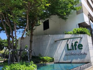 For sale 2 bed condo in Huai Khwang, Bangkok