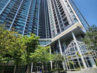 For sale 2 bed condo in Huai Khwang, Bangkok