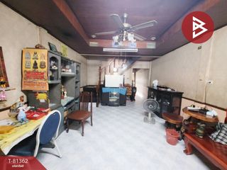 For sale 4 bed townhouse in Krathum Baen, Samut Sakhon