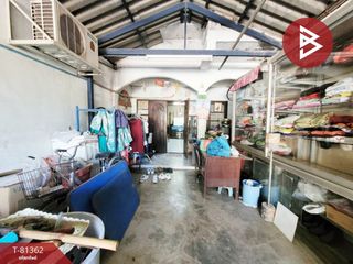 For sale 4 Beds townhouse in Krathum Baen, Samut Sakhon