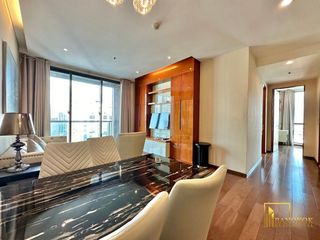 Condo en alquiler de 2 habitaciones en Khlong Toei, Bangkok