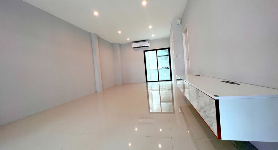ขาย 3 ห้องนอน ทาวน์เฮ้าส์ ใน บางแค, กรุงเทพฯ