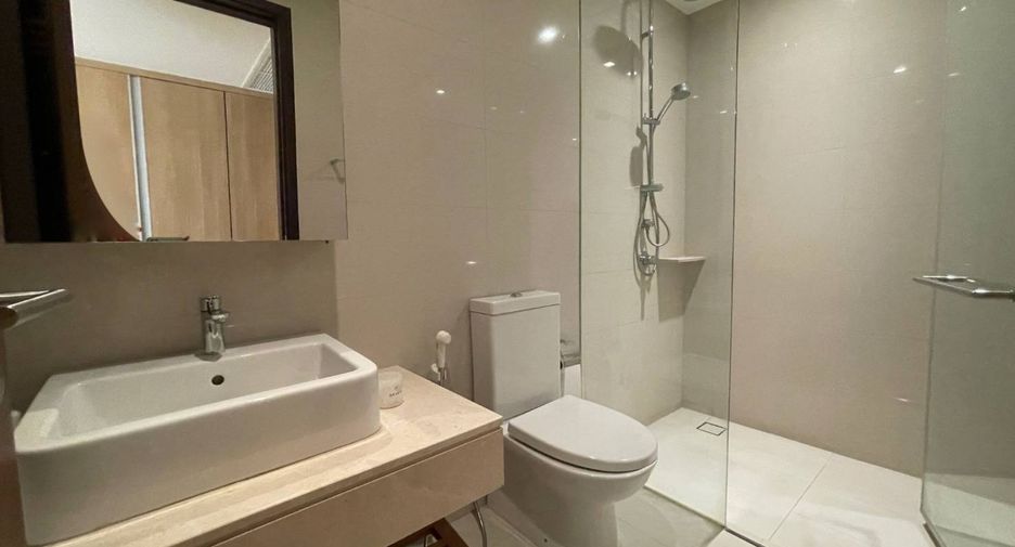 Wohnung zur Miete mit 3 Zimmer in Yan Nawa, Bangkok