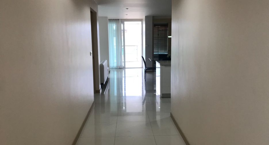 For rent 3 bedrooms condo in Kathu, Phuket