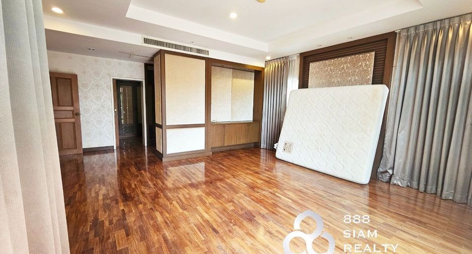 À louer 5 chambres maison à Pak Kret, Nonthaburi