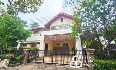 Casa en alquiler de 5 habitaciones en Pak Kret, Nonthaburi