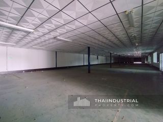 For rent warehouse in Ban Bueng, Chonburi