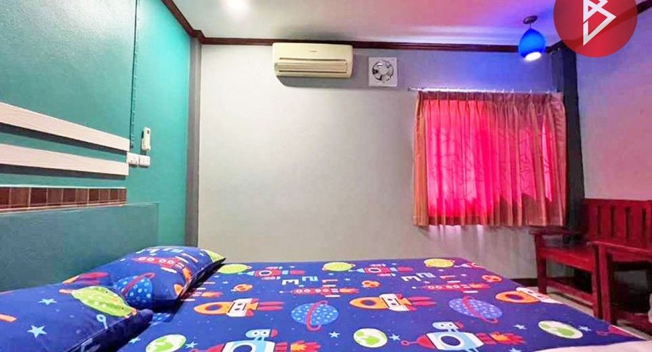 For sale 18 bed hotel in Lom Kao, Phetchabun