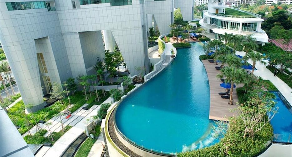 For rent and for sale 3 bedrooms condo in Khlong Toei, Bangkok