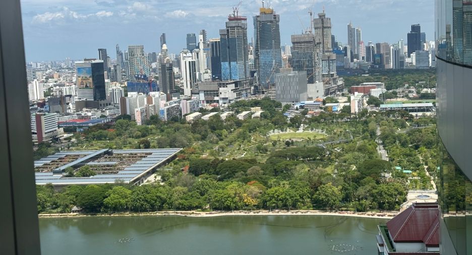 For rent and for sale 3 bedrooms condo in Khlong Toei, Bangkok