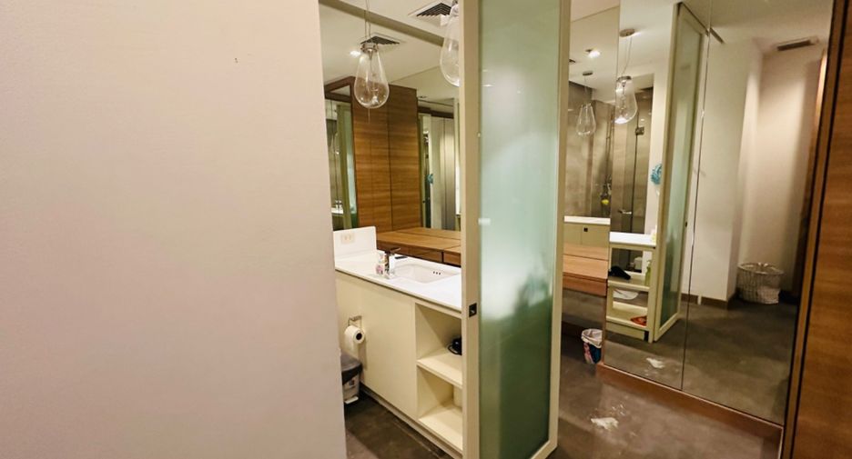 For rent and for sale 3 bedrooms condo in Khlong Toei, Bangkok