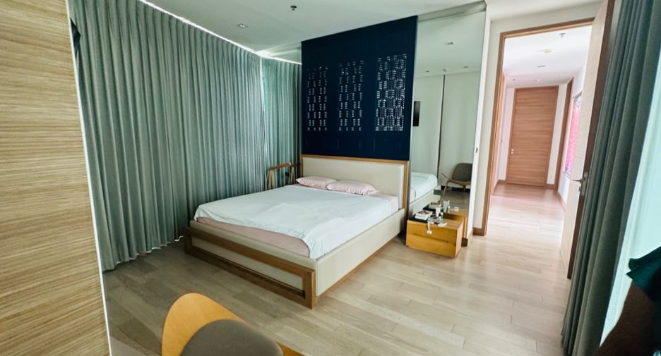 For rent and for sale 3 bedrooms condo in Khlong Toei, Bangkok