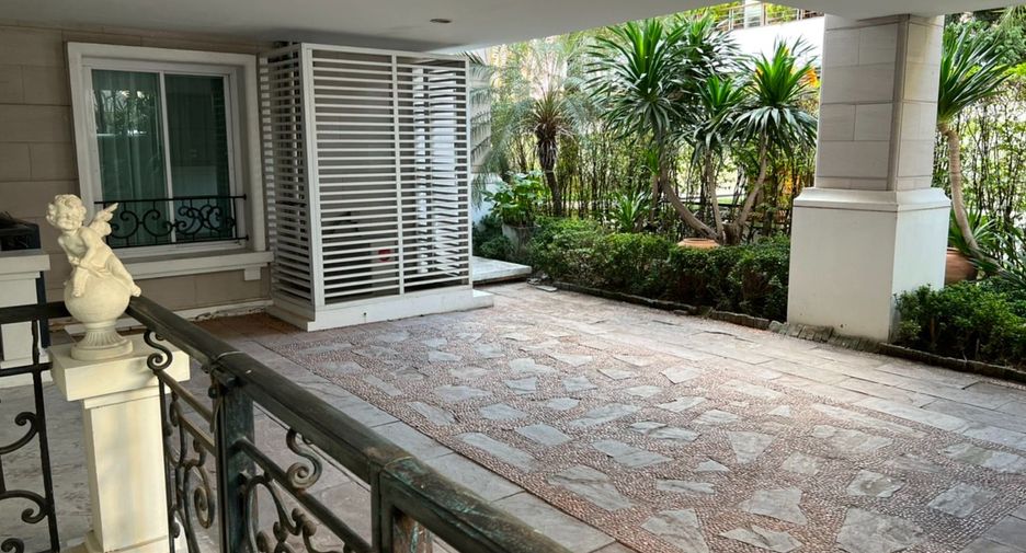 Wohnung zur Miete mit 3 Zimmer in Khlong Toei, Bangkok