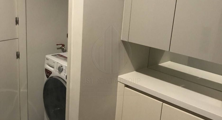 Wohnung zum Kauf mit 1 Zimmer in Pathum Wan, Bangkok