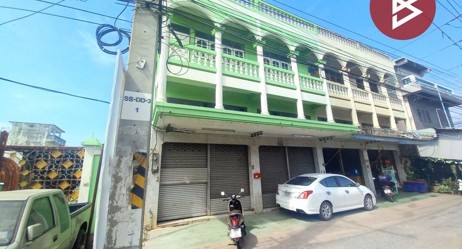 For sale 4 Beds retail Space in Tha Muang, Kanchanaburi