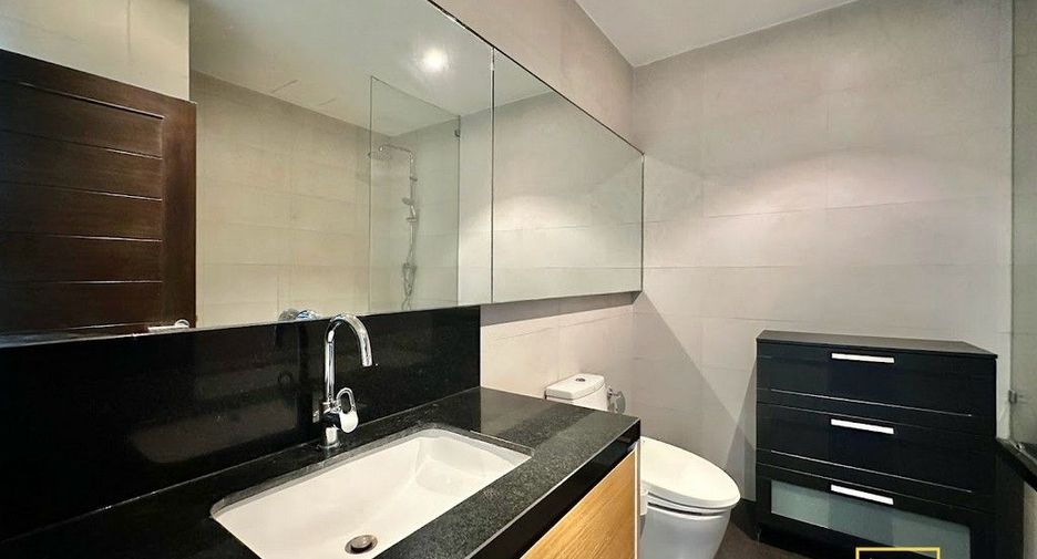 For rent 1 bed condo in Watthana, Bangkok