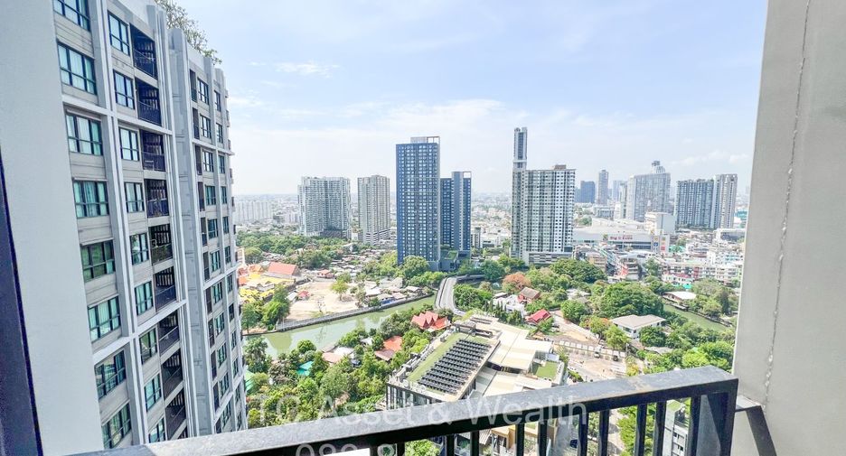 For sale 2 bedrooms condo in Watthana, Bangkok