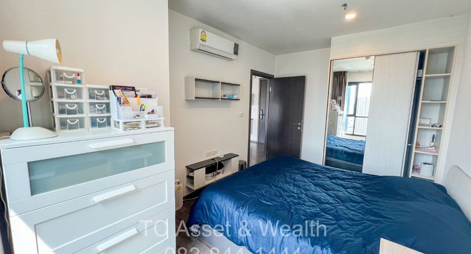For sale 2 bedrooms condo in Watthana, Bangkok