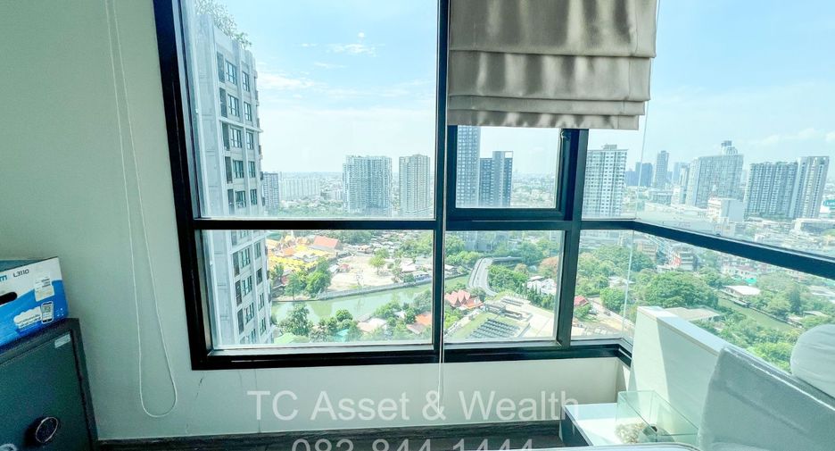 For sale 2 bedrooms condo in Watthana, Bangkok