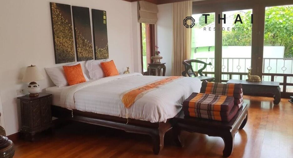 Villa en alquiler y en venta de 4 habitaciones en Mueang Phuket, Phuket