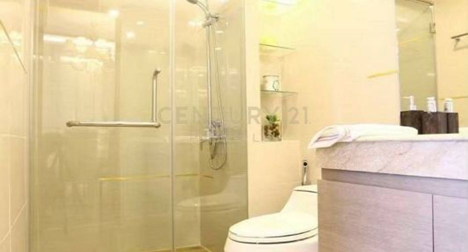 For sale 1 bed condo in Huai Khwang, Bangkok