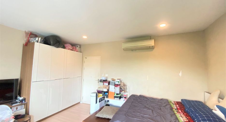 For sale 3 bedrooms townhouse in Bueng Kum, Bangkok