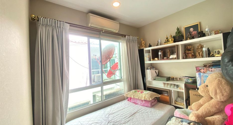 For sale 3 bedrooms townhouse in Bueng Kum, Bangkok