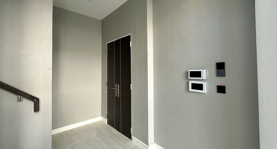 For rent 4 bedrooms house in Suan Luang, Bangkok