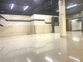 出租 16 卧室 商业空间 在 Watthana, 曼谷