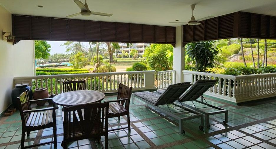 Condo en venta de 2 habitaciones en Sattahip, Chonburi