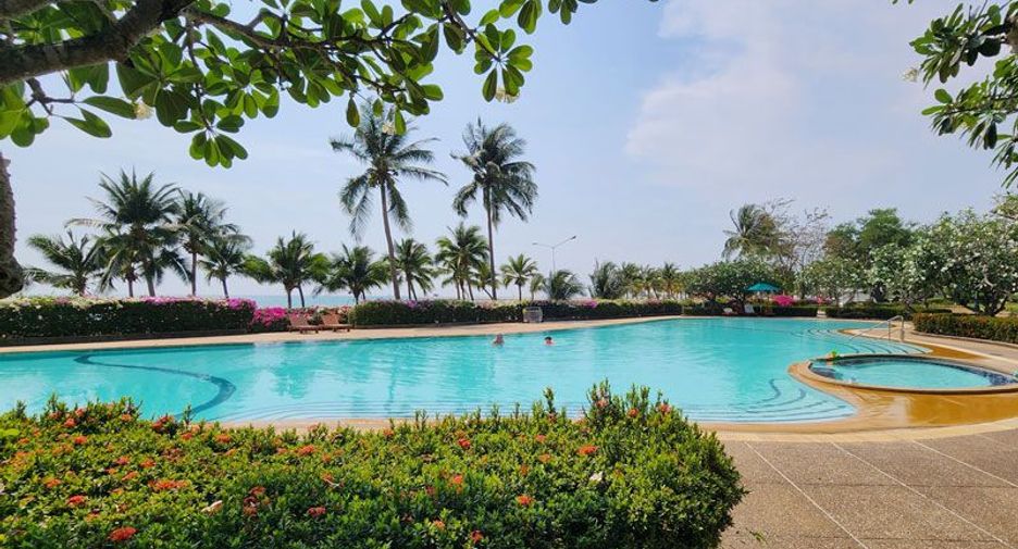 Condo en venta de 2 habitaciones en Sattahip, Chonburi