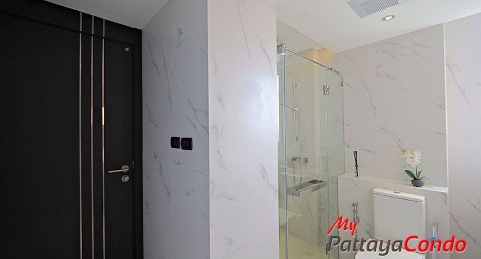 À vendre 2 chambres condo à Bang Lamung, Chonburi