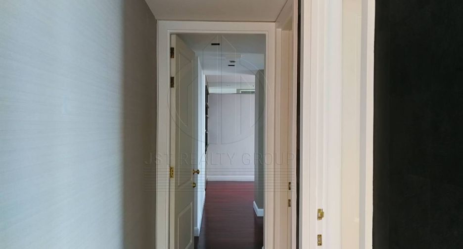 Wohnung zur Miete mit 2 Zimmer in Pathum Wan, Bangkok