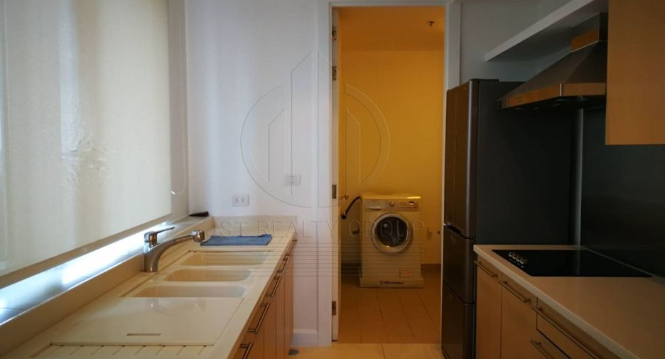 Wohnung zur Miete mit 2 Zimmer in Pathum Wan, Bangkok