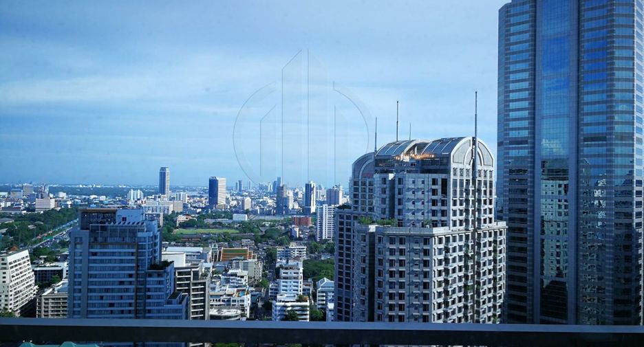 Wohnung zur Miete mit 2 Zimmer in Pathum Wan, Bangkok
