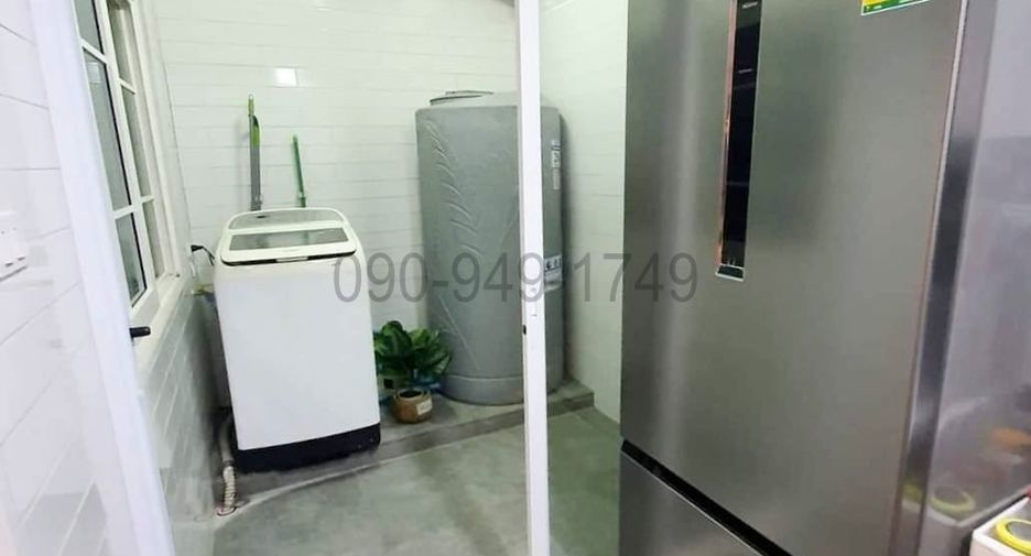 For sale 4 bedrooms townhouse in Bang Khen, Bangkok