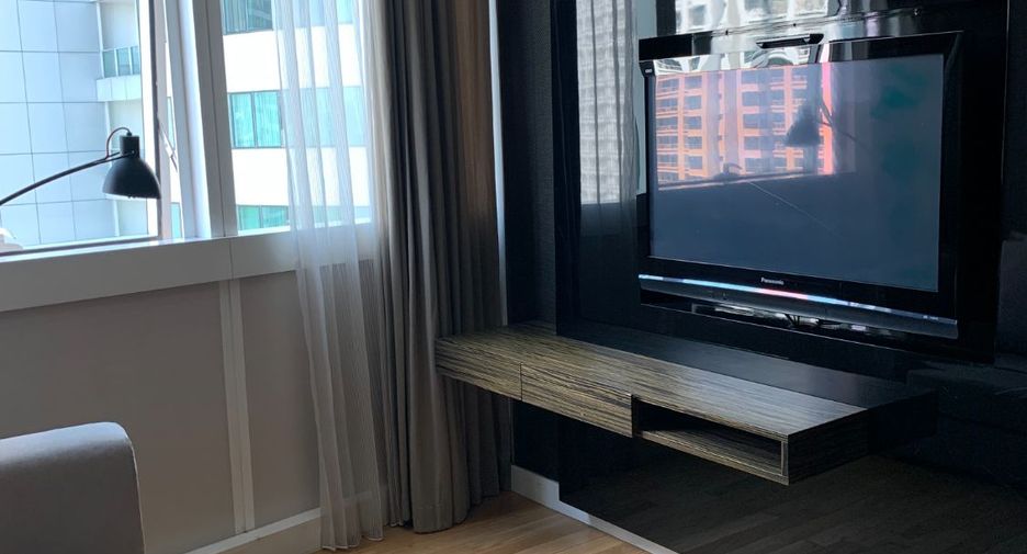 Wohnung zur Miete mit 3 Zimmer in Khlong Toei, Bangkok