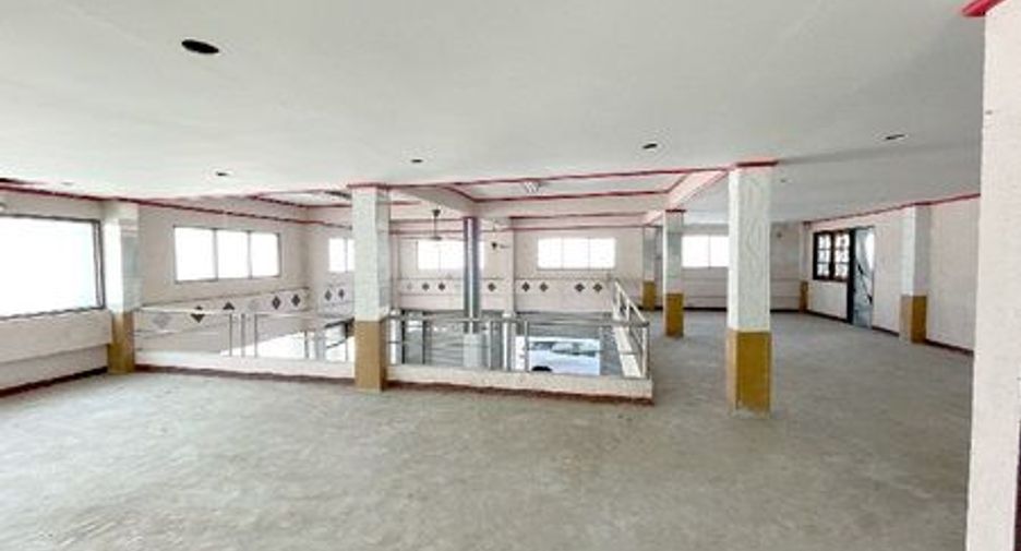 出售 商业空间 在 Mueang Suphan Buri, Suphan Buri