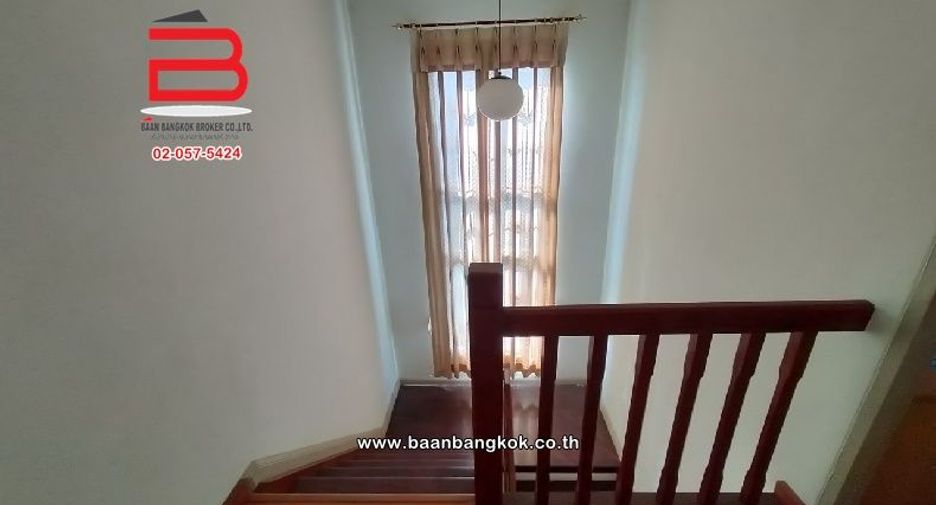 For sale 3 bed condo in Bang Bo, Samut Prakan