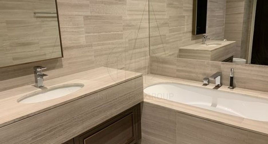 For rent and for sale 1 bed condo in Khlong Toei, Bangkok