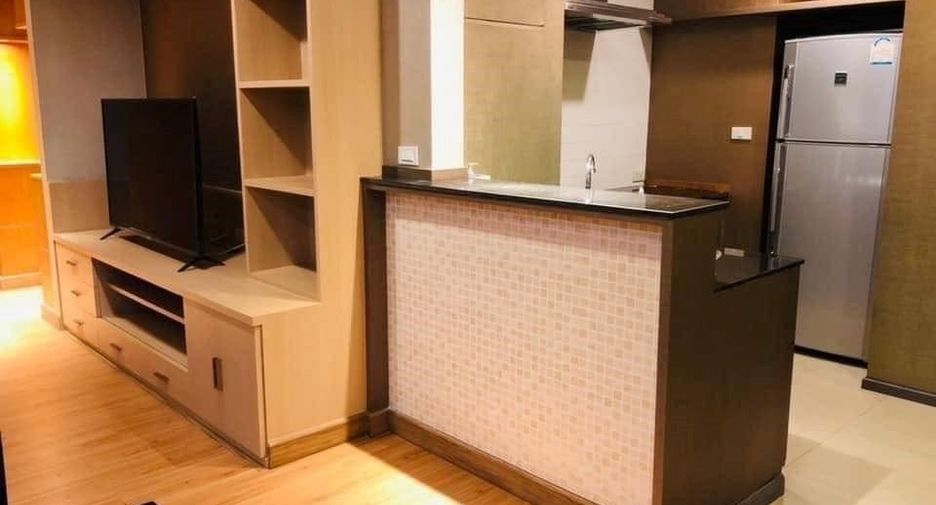 For rent 1 bed condo in Watthana, Bangkok
